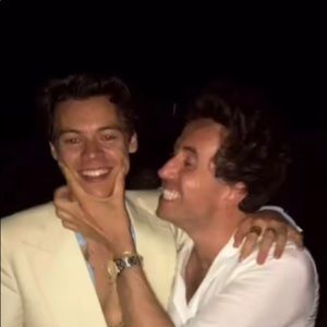 Meet your Posher, Happy